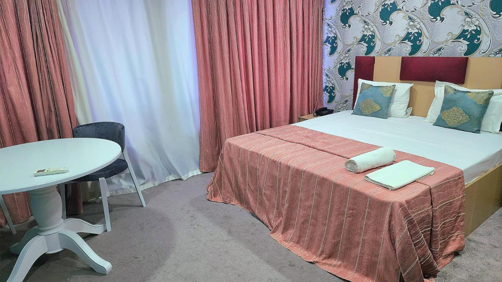 Family Soffia Hotel Old City บากู ภายนอก รูปภาพ