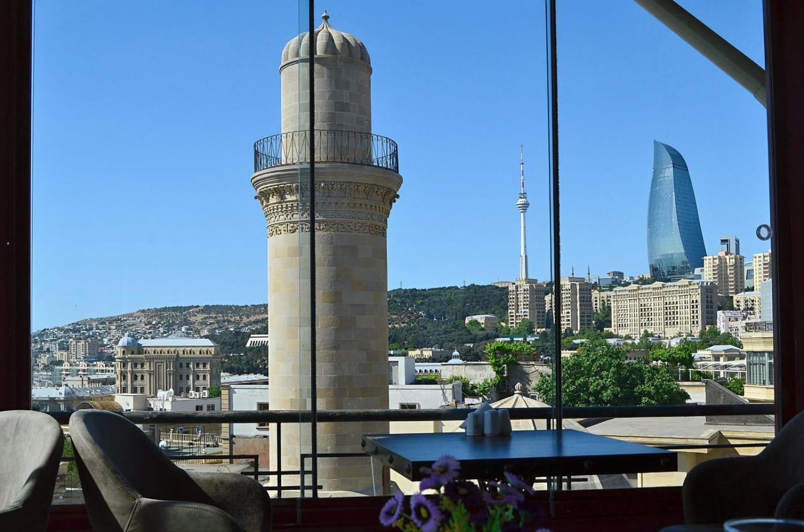 Family Soffia Hotel Old City บากู ภายนอก รูปภาพ