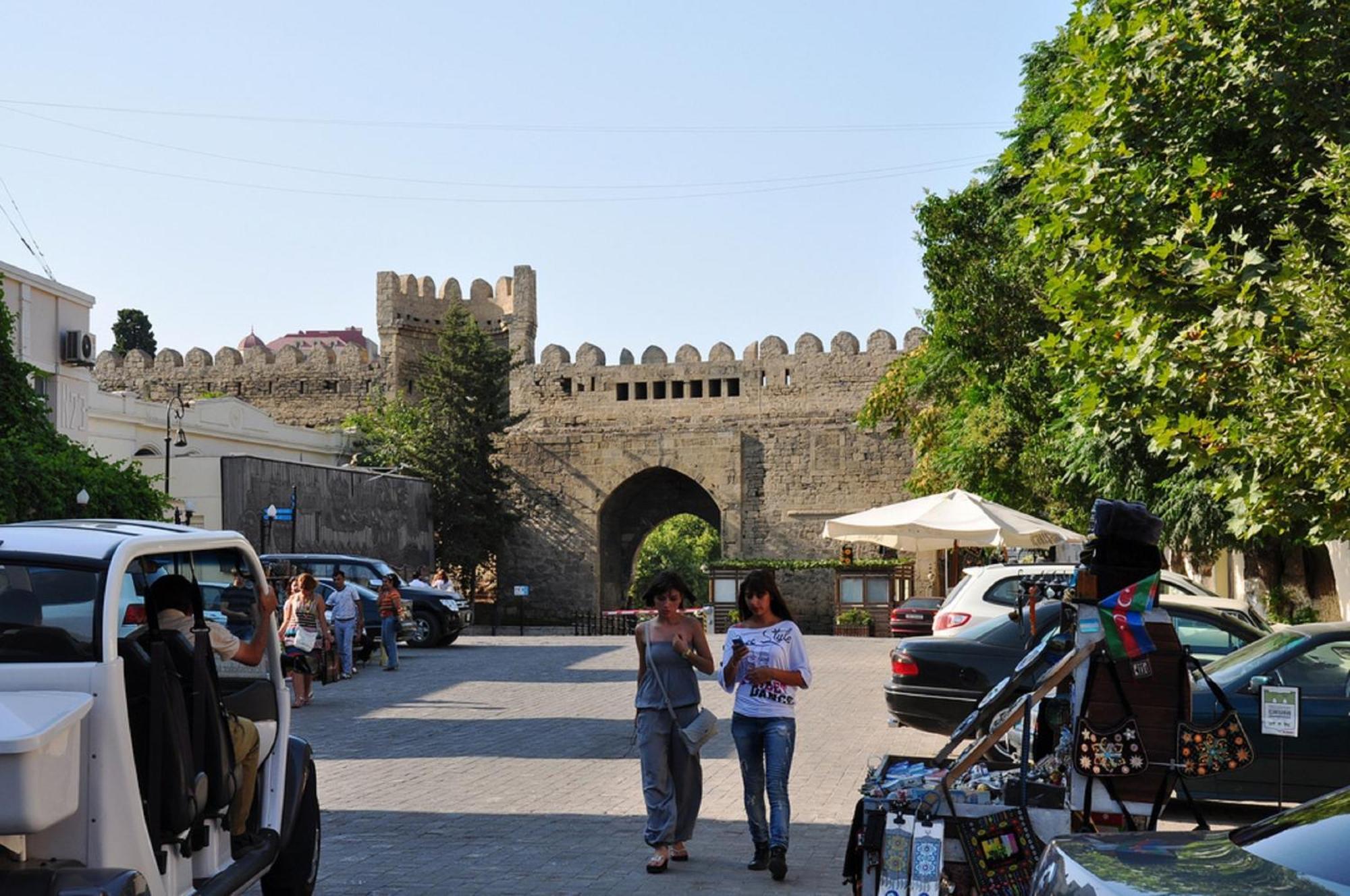 Family Soffia Hotel Old City บากู ภายนอก รูปภาพ
